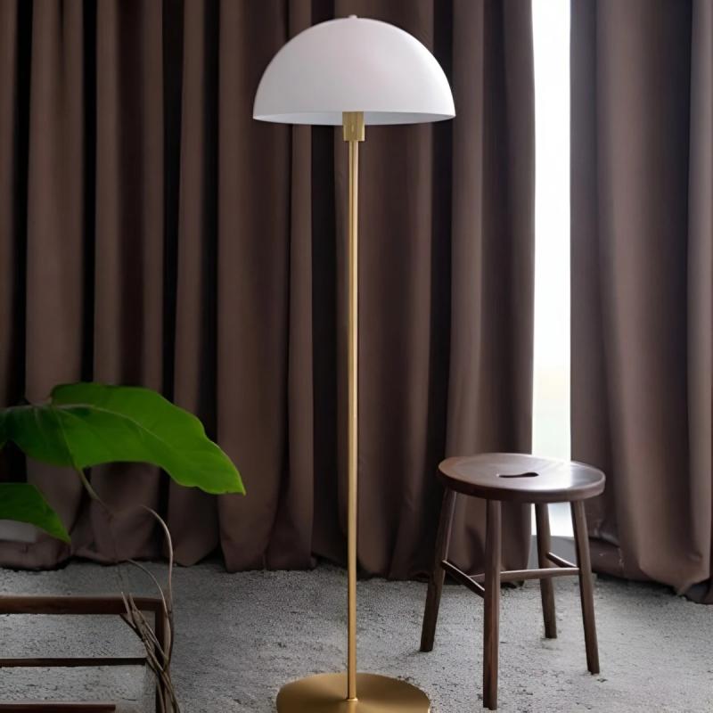 Dyberg Larsen Stockholm LED gulvlampe i messing