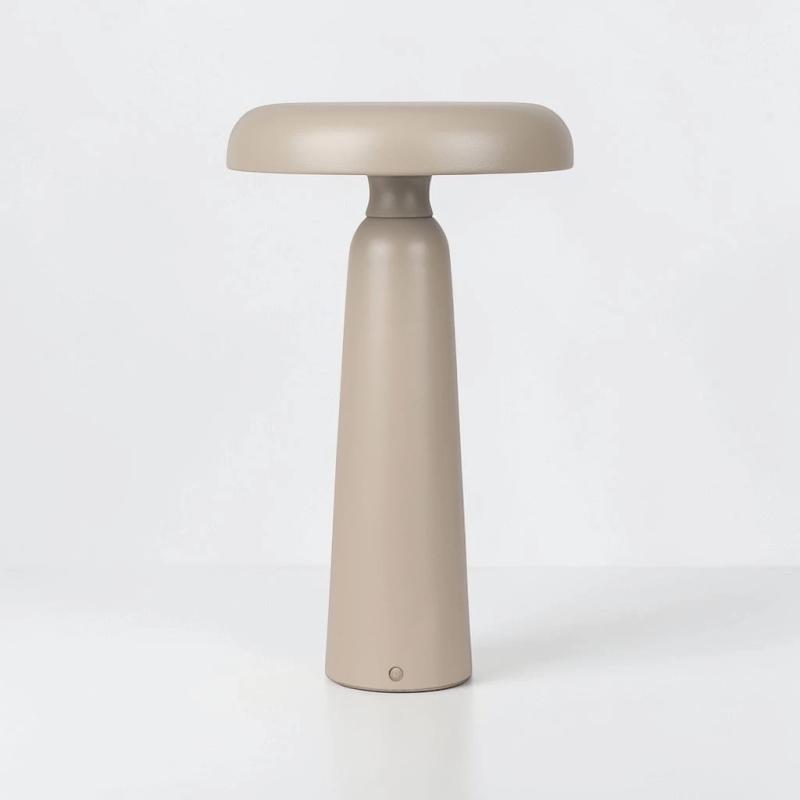 VINGA Avery bordlampe - 1