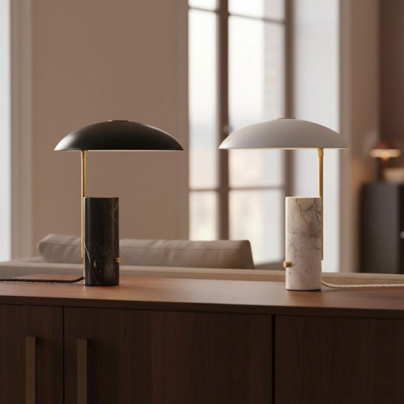 Mademoiselles bordlampe i hvid eller sort